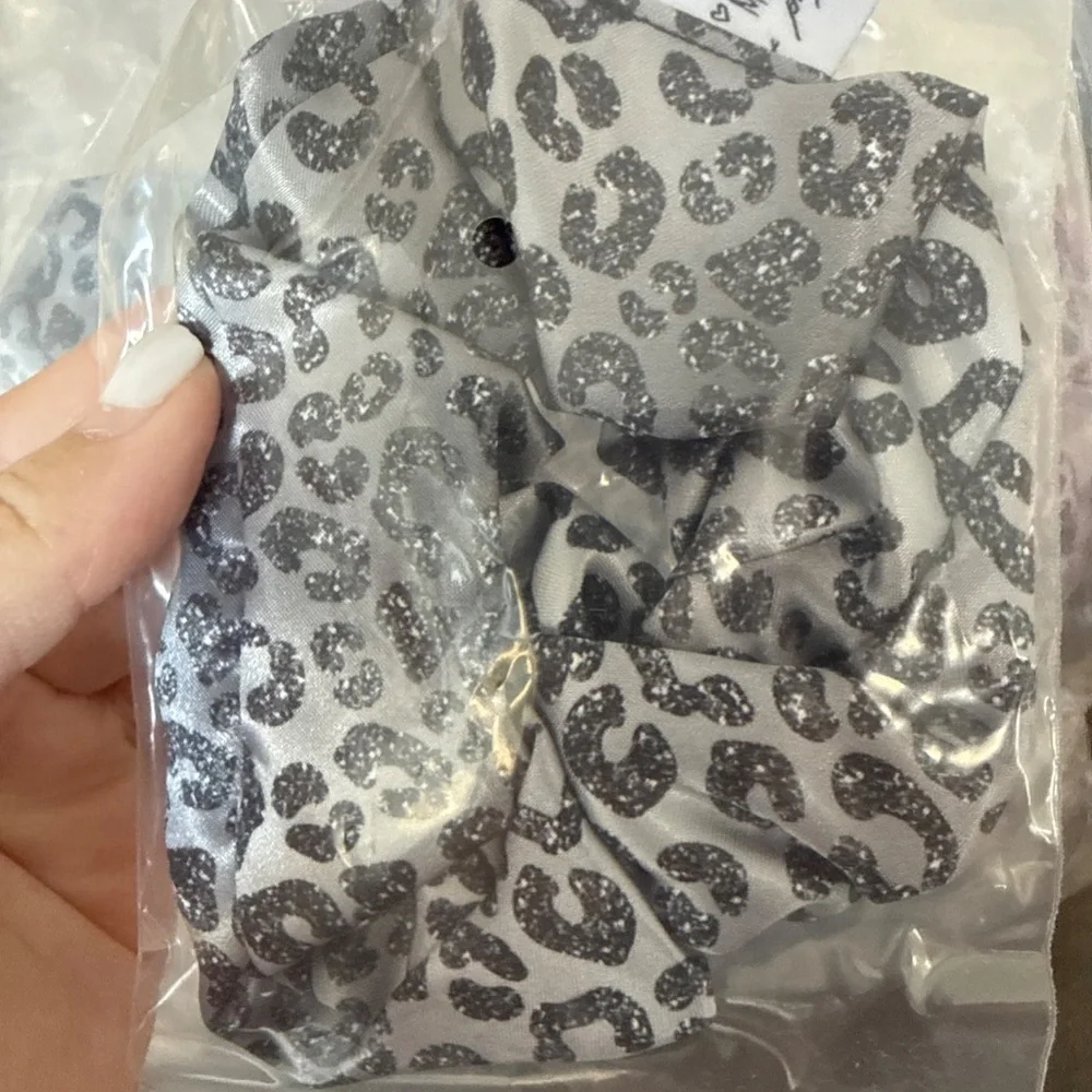 Mina + Pup amazing resell